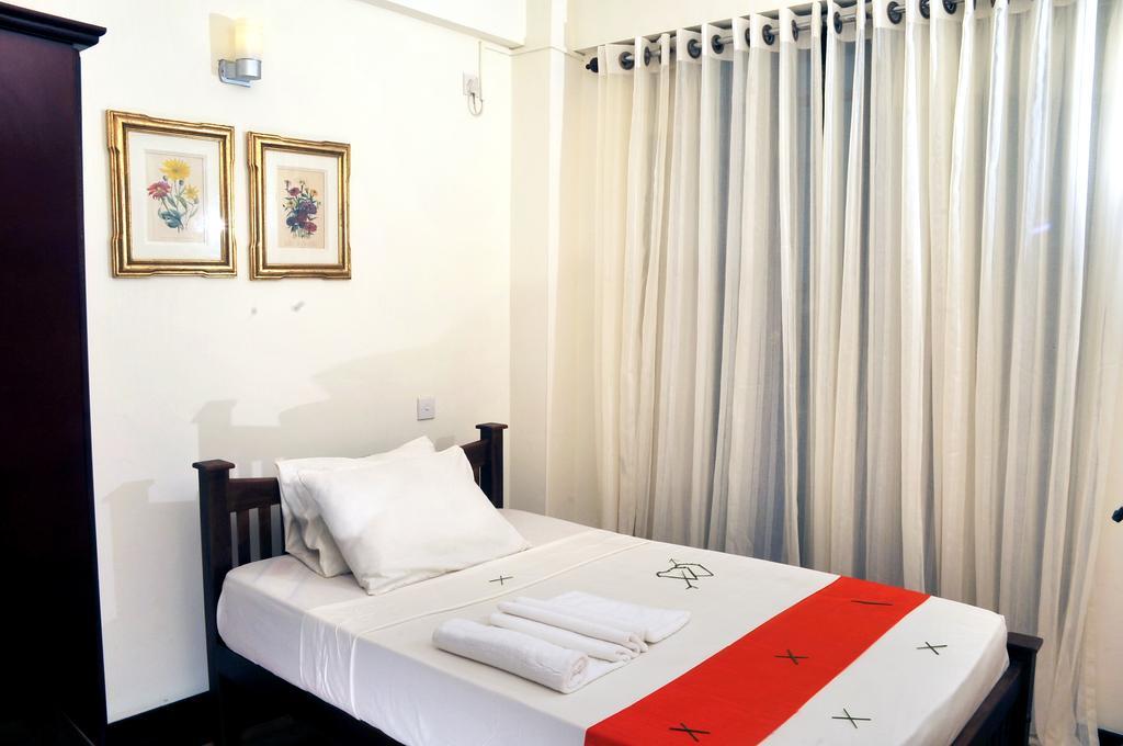 Hotel Prestige Court Residencies Dehiwala-Mount Lavinia Exterior foto