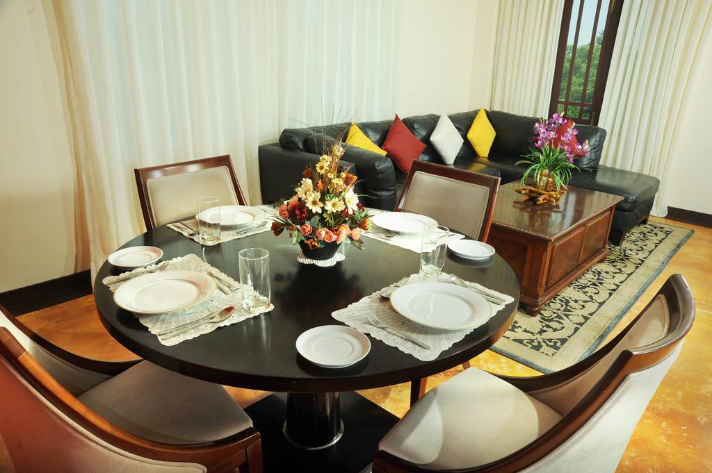 Hotel Prestige Court Residencies Dehiwala-Mount Lavinia Exterior foto
