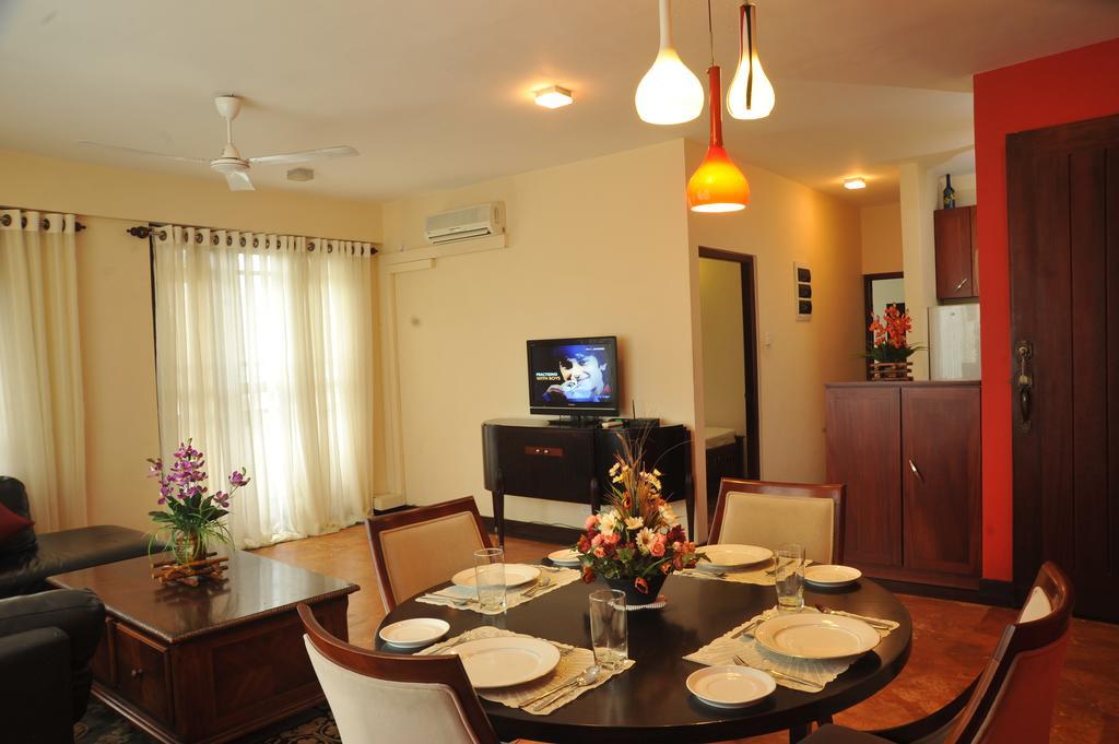 Hotel Prestige Court Residencies Dehiwala-Mount Lavinia Exterior foto