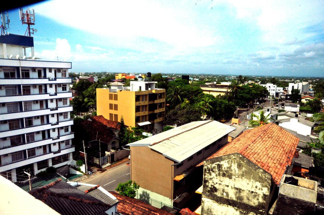 Hotel Prestige Court Residencies Dehiwala-Mount Lavinia Exterior foto