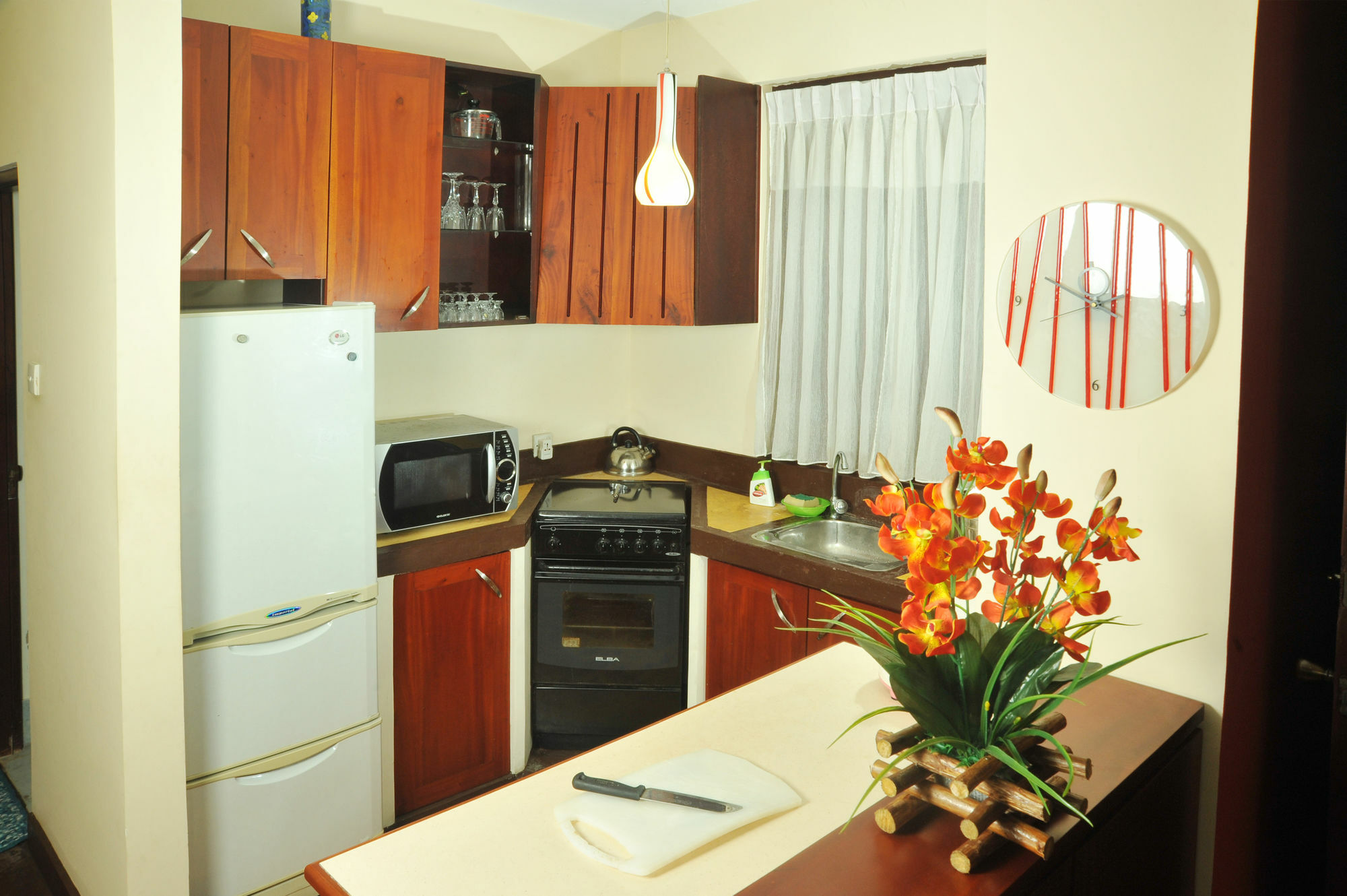 Hotel Prestige Court Residencies Dehiwala-Mount Lavinia Exterior foto
